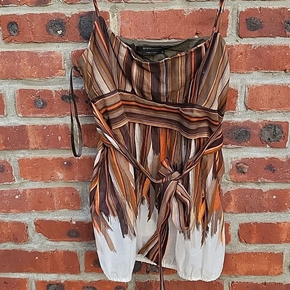BCBG halter top - Picture 2 of 6